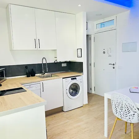 Bebo House 363 *